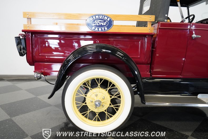 Ford-Model-a-1929-Burgundy-Brown-43