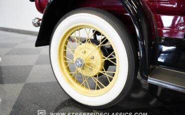Ford-Model-a-1929-Burgundy-Brown-44