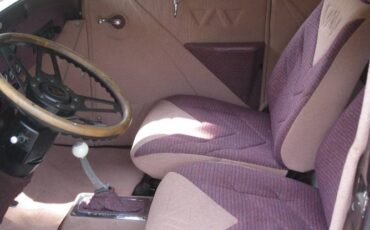 Ford-Model-a-1929-Burgundy-Burgundy-4