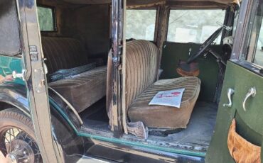 Ford-Model-a-1929-Green-10