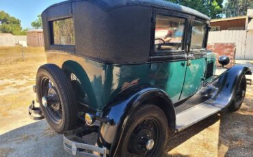 Ford-Model-a-1929-Green-14