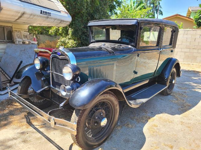 Ford-Model-a-1929-Green-15