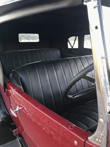 Ford-Model-a-1929-Red-Black-2
