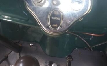 Ford-Model-a-1930-Green-10