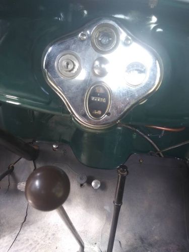 Ford-Model-a-1930-Green-10