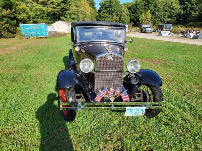 Ford-Model-a-1931-Black-11