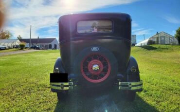Ford-Model-a-1931-Black-13