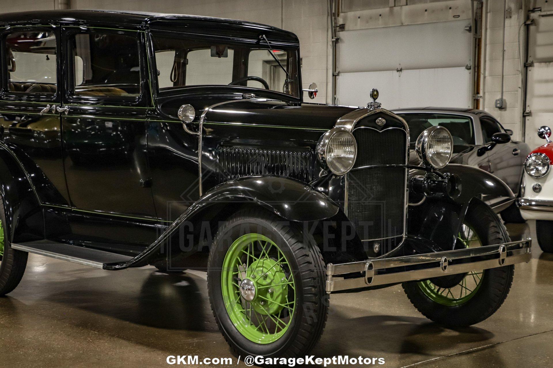 Ford-Model-a-1931-Black-Tan-12