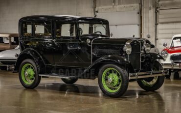 Ford-Model-a-1931-Black-Tan-25