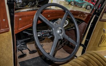 Ford-Model-a-1931-Black-Tan-28