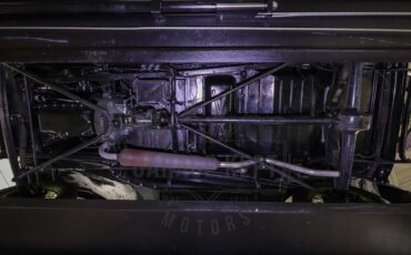 Ford-Model-a-1931-Black-Tan-31