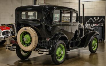 Ford-Model-a-1931-Black-Tan-6