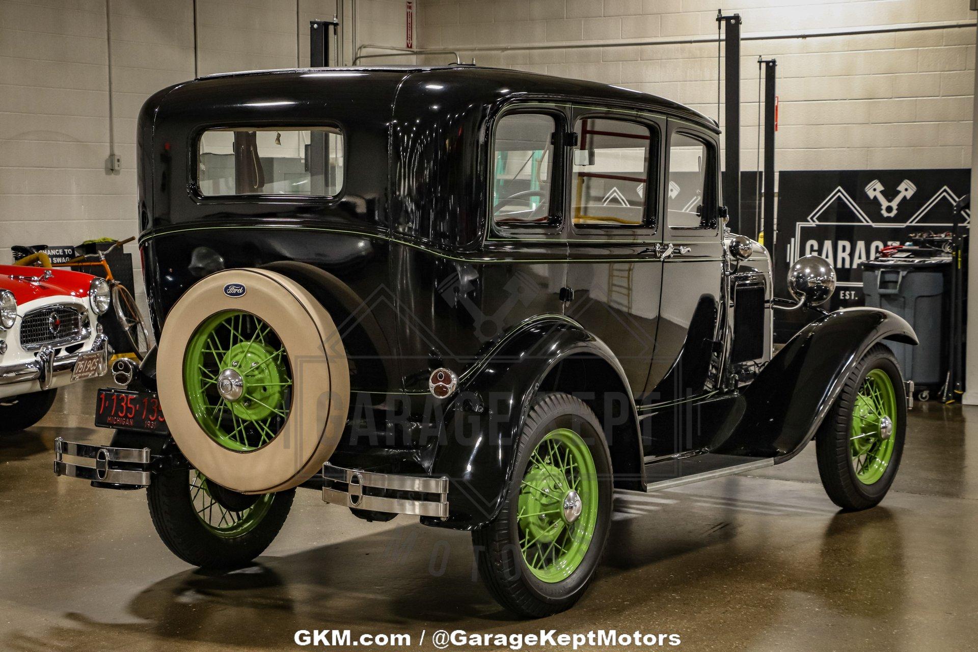Ford-Model-a-1931-Black-Tan-6