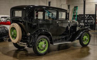 Ford-Model-a-1931-Black-Tan-7