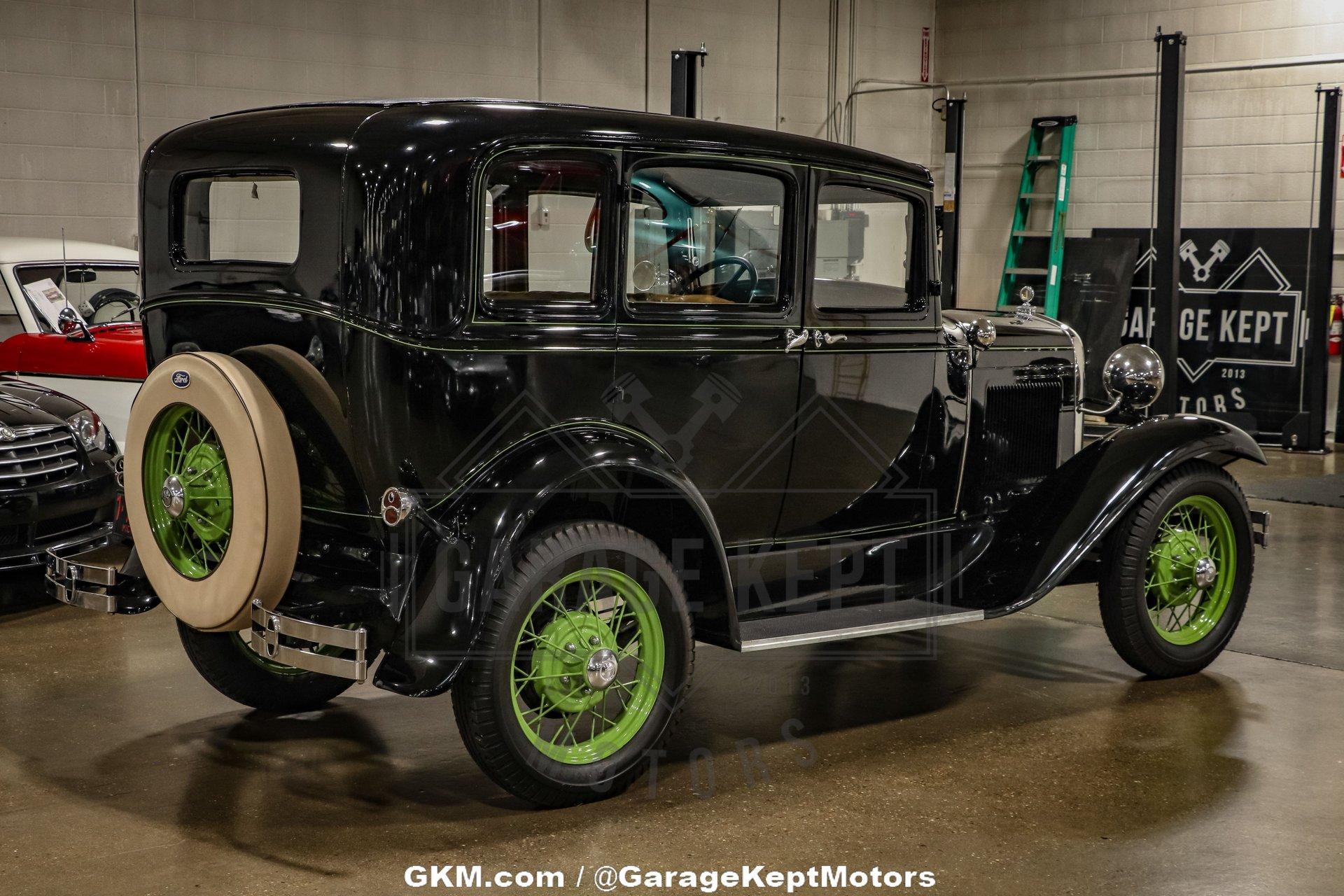 Ford-Model-a-1931-Black-Tan-7