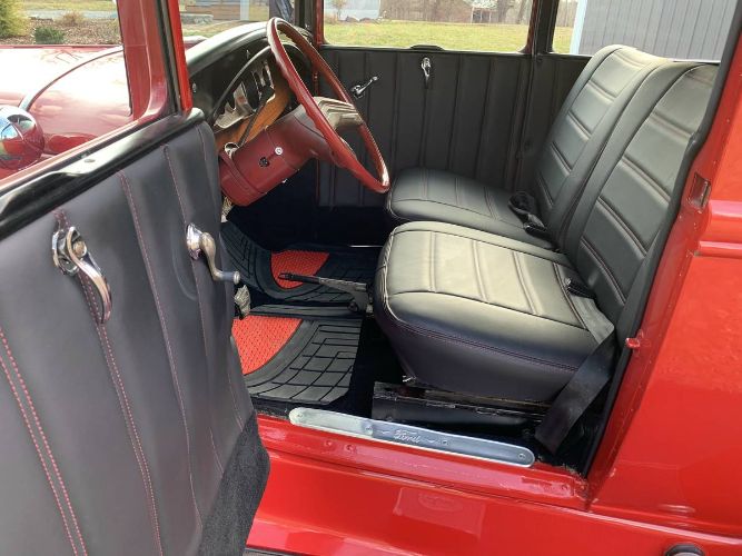Ford-Model-a-1931-Red-11