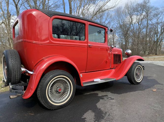 Ford-Model-a-1931-Red-12