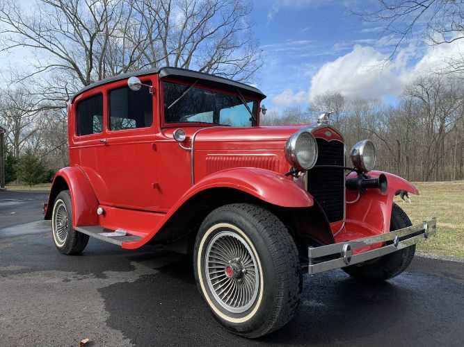 Ford-Model-a-1931-Red-14
