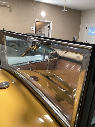 Ford-Model-a-1931-Yellow-9