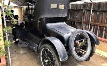 Ford-Model-t-1923-Black-Black