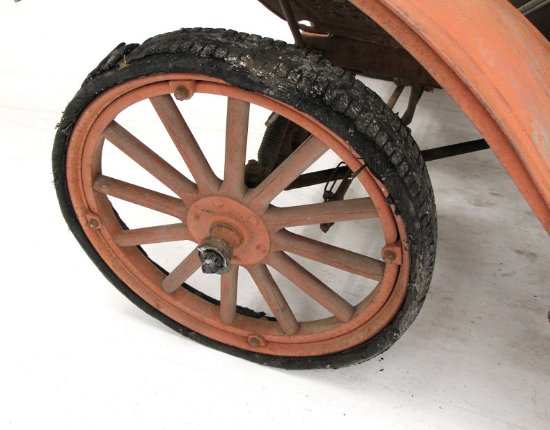 Ford-Model-t-1923-Red-22