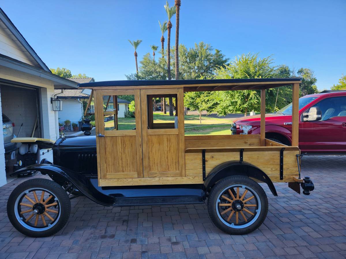 Ford-Model-t-1924-black-9