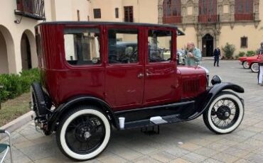 Ford-Model-t-1926-Casino-RedBlack-5
