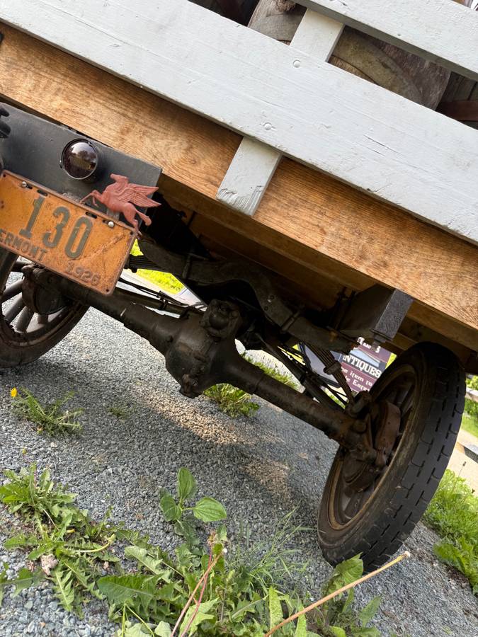 Ford-Model-tt-truck-1926-black-8