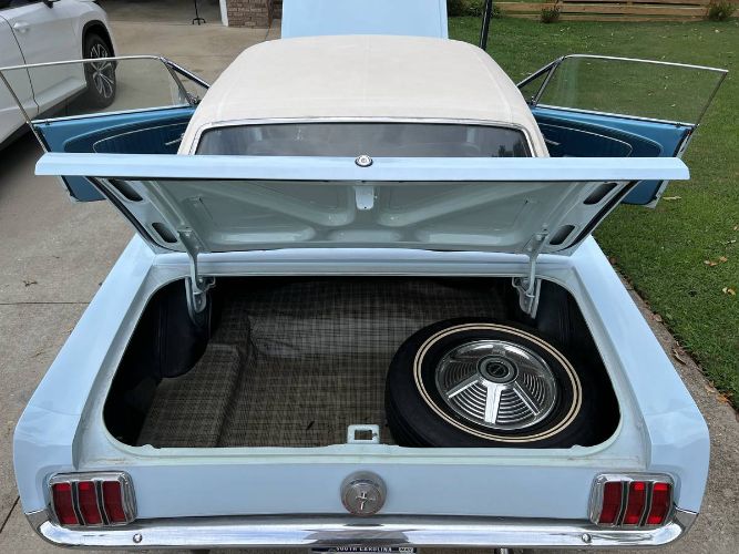Ford-Mustang-1964-Blue-11