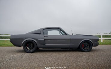 Ford-Mustang-1965-11
