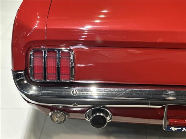 Ford-Mustang-1965-17