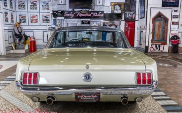 Ford-Mustang-1965-27