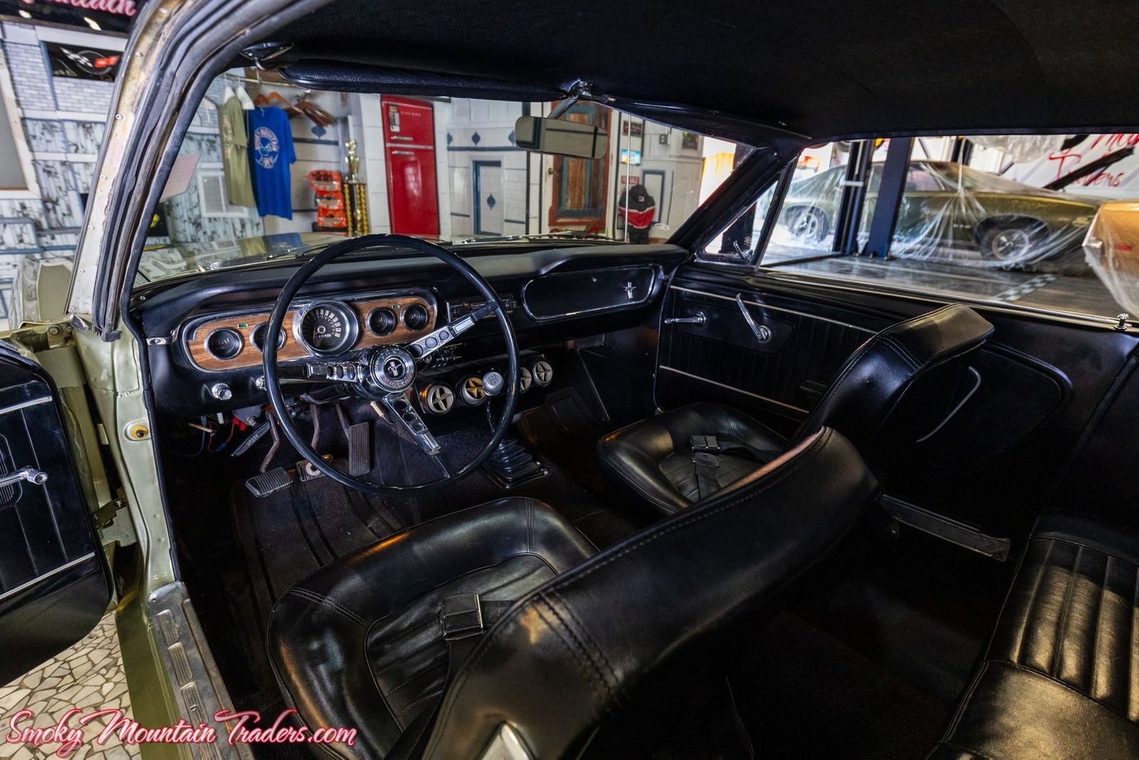 Ford-Mustang-1965-34