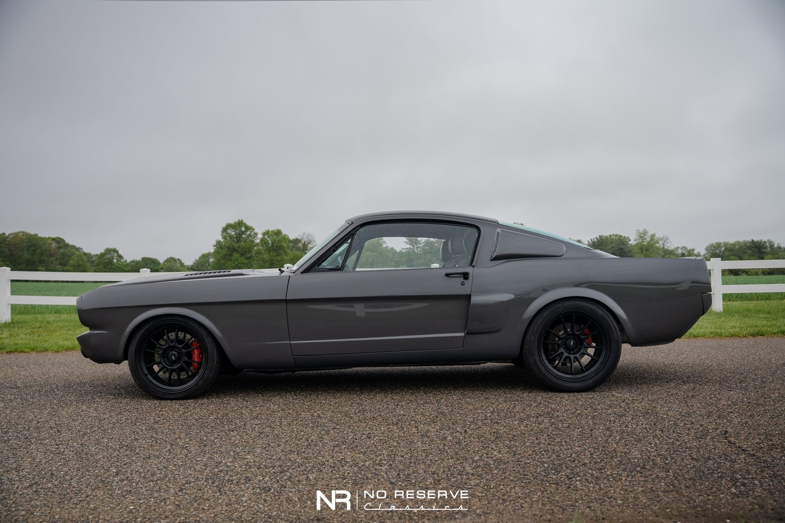 Ford-Mustang-1965-7