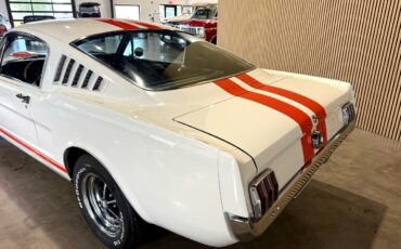 Ford-Mustang-1965-Classic-Car-21