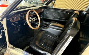 Ford-Mustang-1965-Classic-Car-26