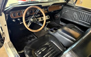 Ford-Mustang-1965-Classic-Car-28