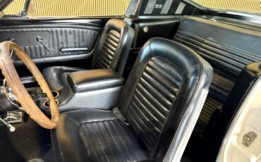 Ford-Mustang-1965-Classic-Car-31