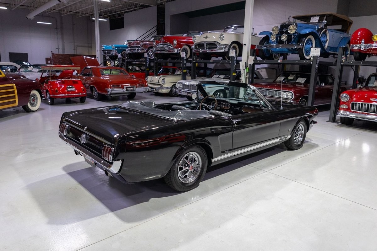 Ford-Mustang-1965-Convertible-26