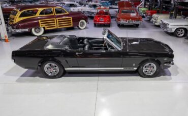 Ford-Mustang-1965-Convertible-9