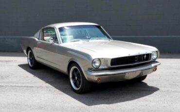 Ford-Mustang-1965-Coupe-1