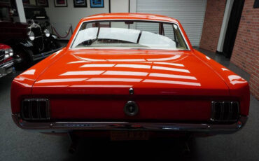 Ford-Mustang-1965-Coupe-12