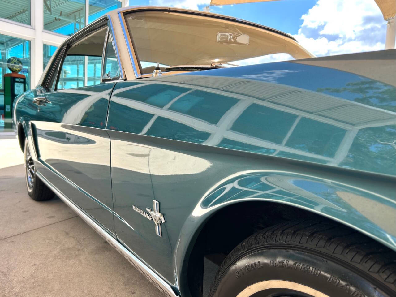 Ford-Mustang-1965-Coupe-15