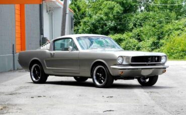 Ford-Mustang-1965-Coupe-27