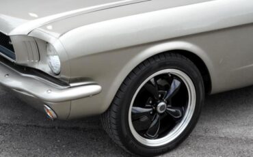 Ford-Mustang-1965-Coupe-38