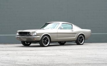 Ford-Mustang-1965-Coupe