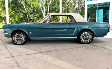 Ford-Mustang-1965-Coupe-7
