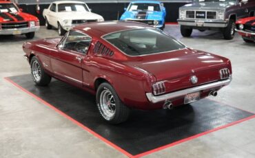 Ford-Mustang-1965-Fastback-12