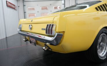 Ford-Mustang-1965-Fastback-13