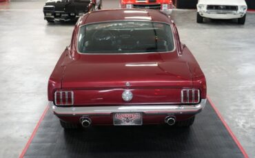 Ford-Mustang-1965-Fastback-13